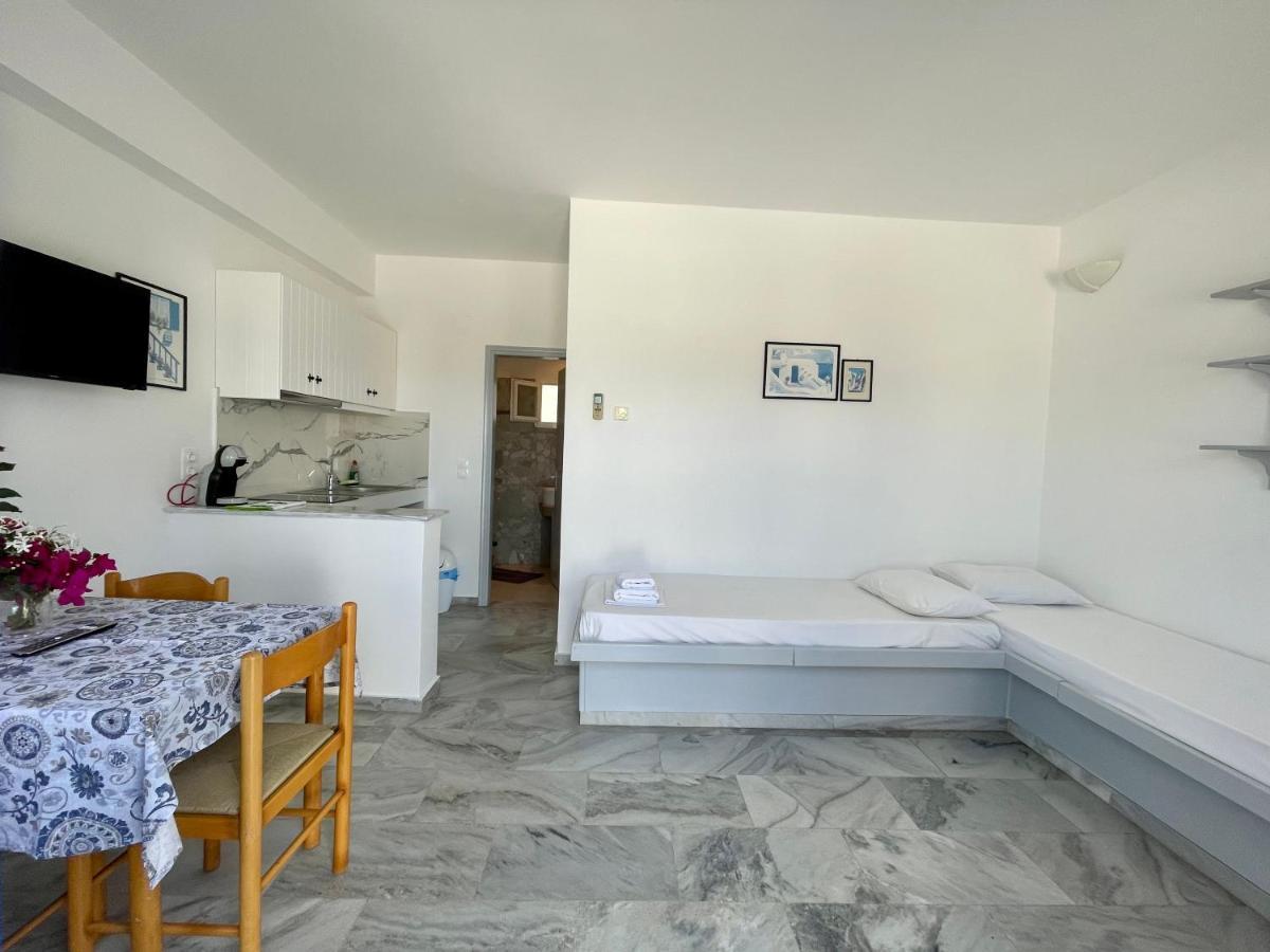 Country House Apartments Ίος Εξωτερικό φωτογραφία